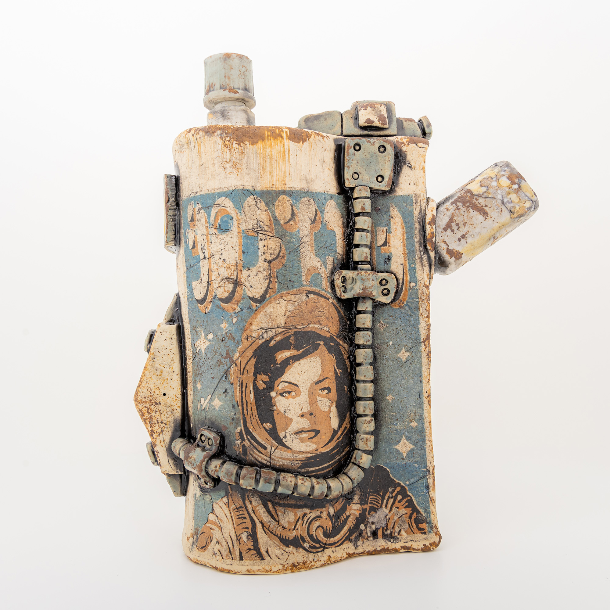Sci-Fi Ultra Flask - A futuristic ceramic vessel